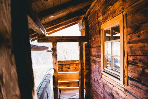 Hoiz Alm Huette mieten Österreich Hohe Tauern Uriger Balkon