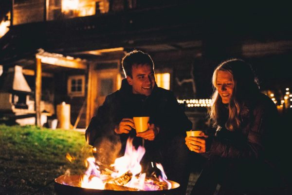 Hoiz Alm Huette mieten Österreich Hohe Tauern Feuerschale Glühwein